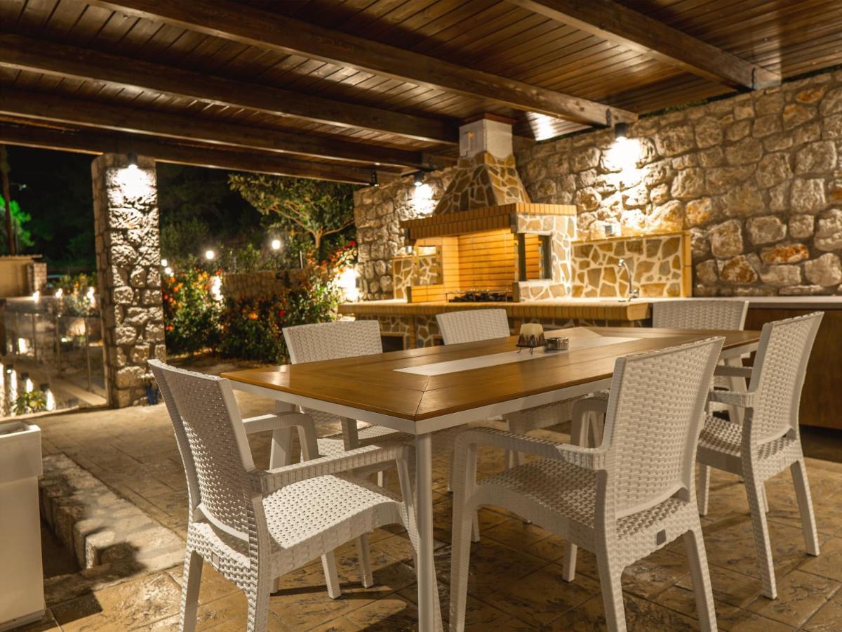 Villa Adonis In Nature *